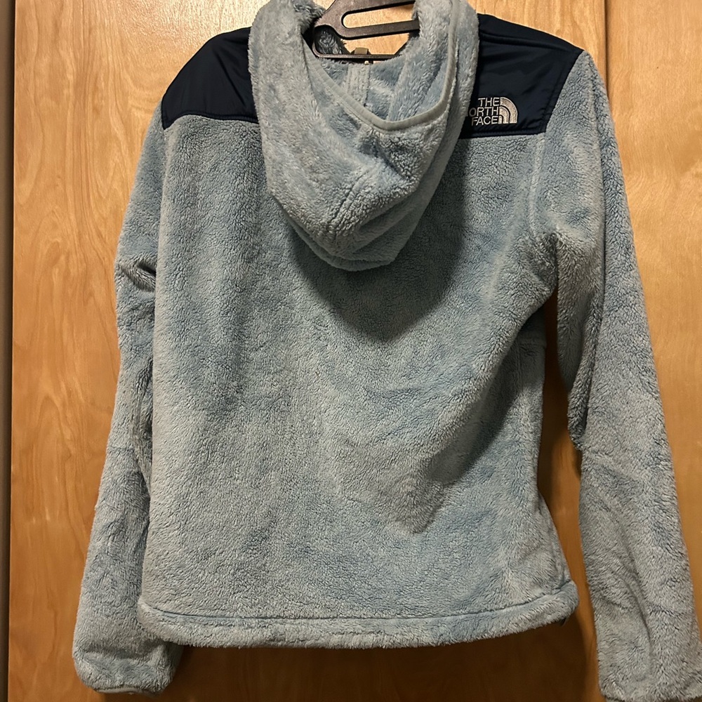 BOGO North Face zip front soft fleece - Picture 2 of 5